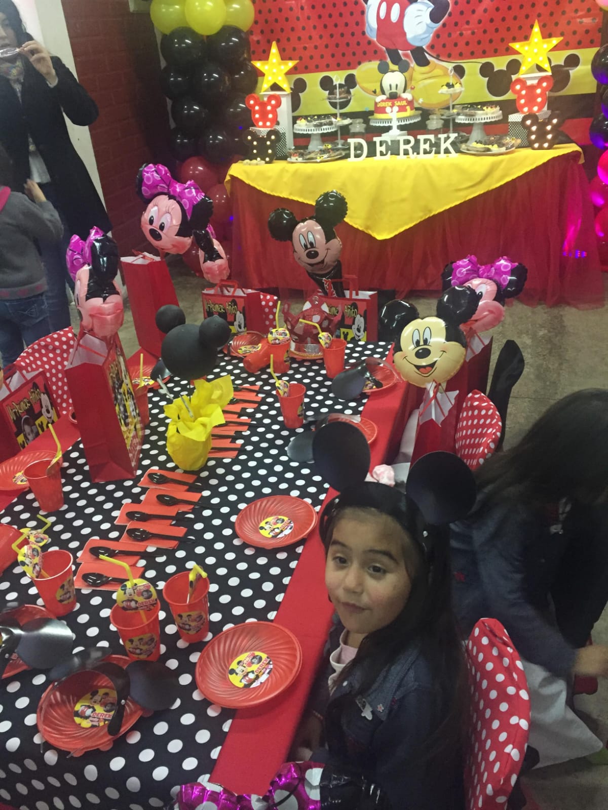 Montaje Mesa Cumpleanos Mickey
