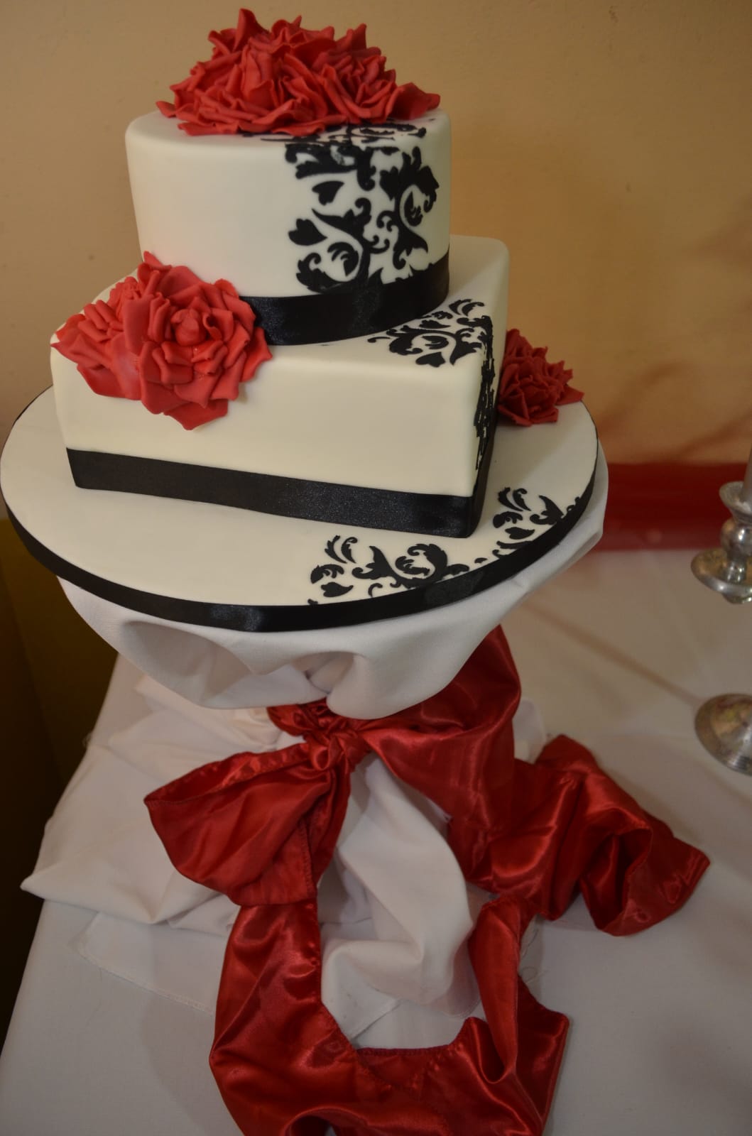 Torta Roja Negra
